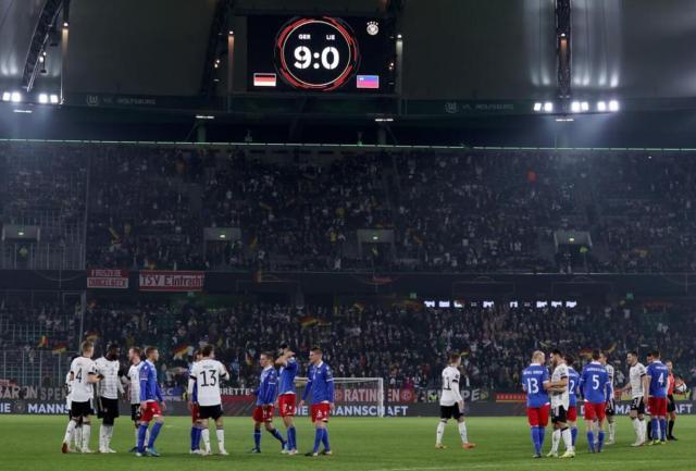 半岛体育APP-“5前锋”德国队9球送别勒夫，3名主场球员联袂登场